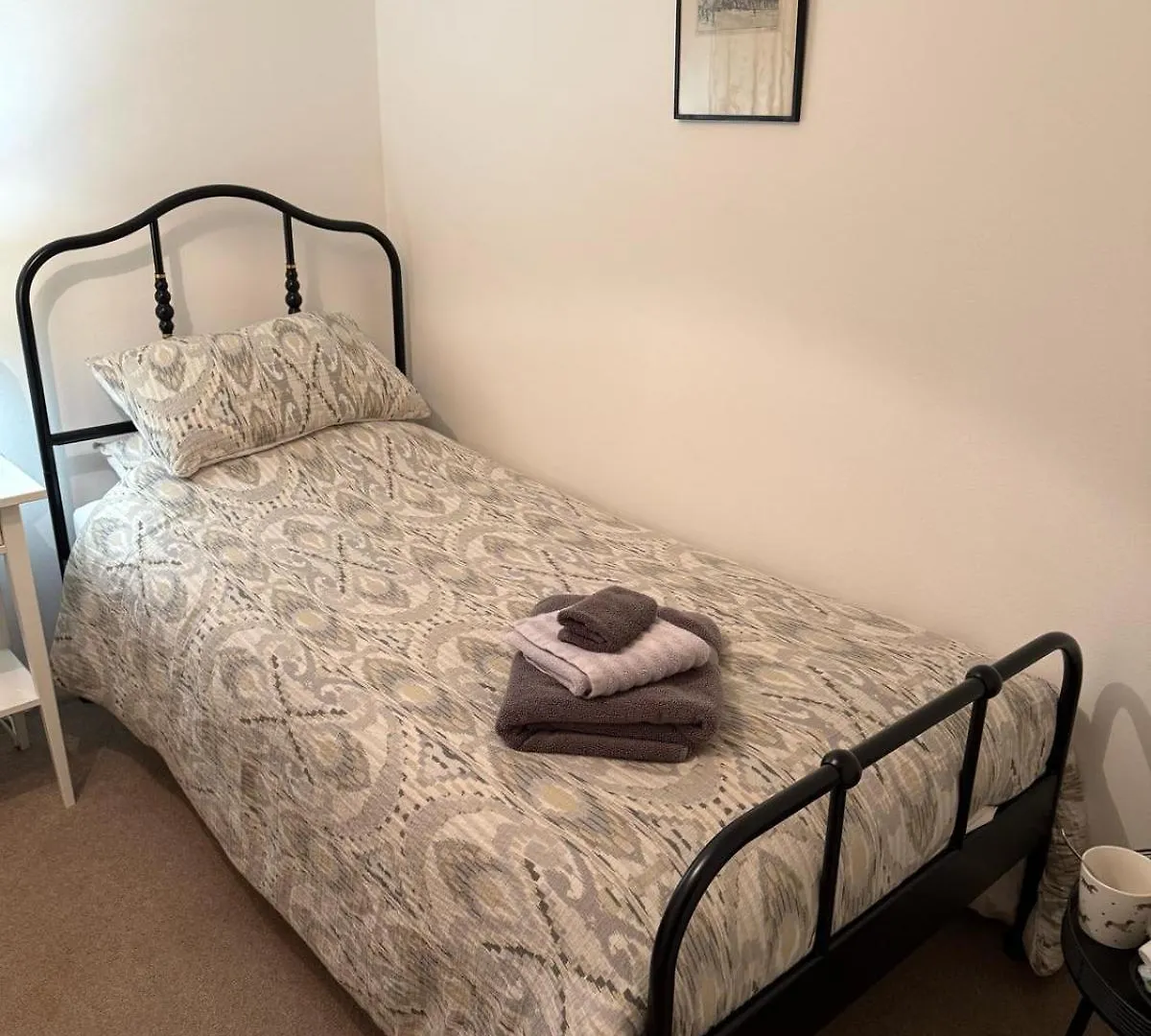 Single Room With Beautiful Garden Edinburgh